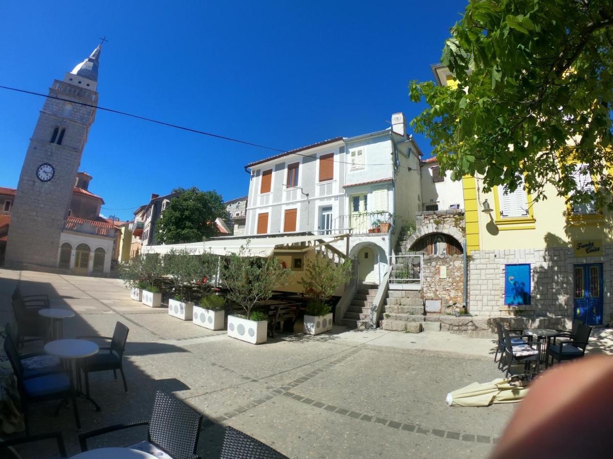 Apartmani Majetic Omišalj Exteriér fotografie